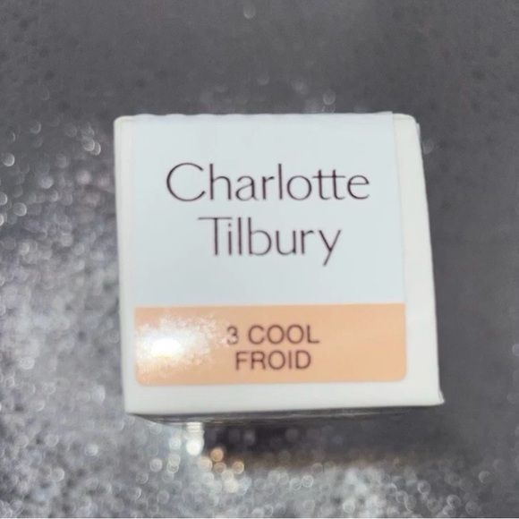 Charlotte Tilbury Beautiful Skin Foundation 3 COOL 1 oz New in Box - Picture 2 of 2